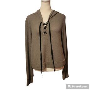 This&More Young Contemporary Lightweight Hoodie Size Medium